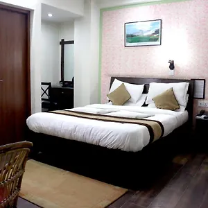 alpine-hotel-apartment.hotels-kathmandu.com/